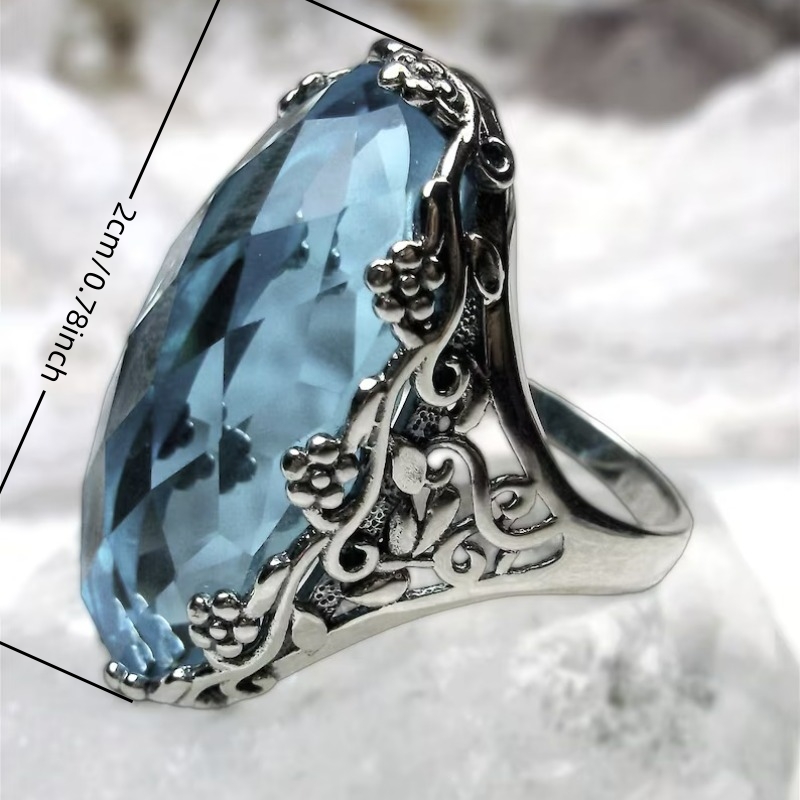 Exquisite Vintage Oval Blue Zirconia Ring, Retro Floral Design